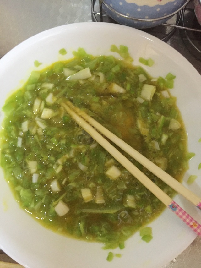 苦瓜煎蛋的做法图解3