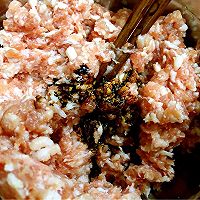 流汁软糯的万能肉馅做法的做法图解2
