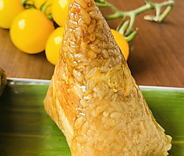 #浓情端午 粽粽有赏#咸蛋黄肉粽的做法