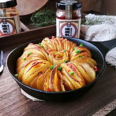 腐乳烤土豆，一样调料就能做，简单美味