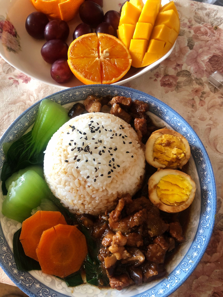 葱油酥台式卤肉饭的做法