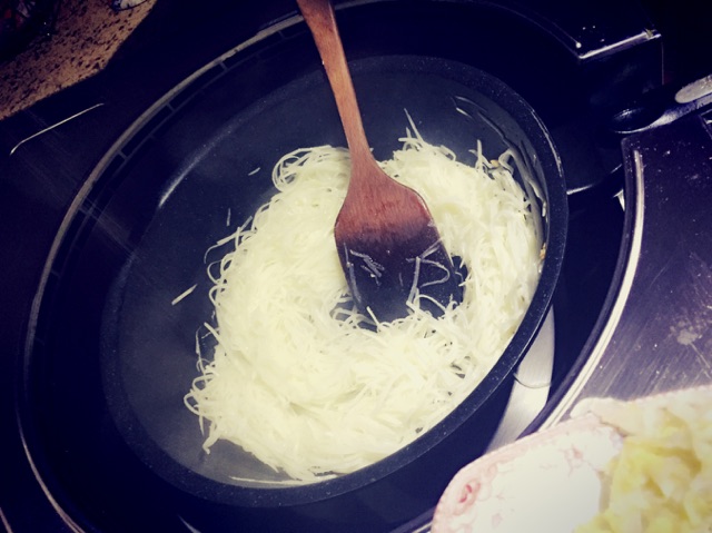 酸菜土豆丝的做法图解5