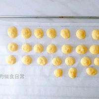 12M+无油蛋黄小饼干：宝宝辅食营养食谱菜谱的做法图解8