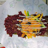 #美味开学季#三文鱼紫米饭团的做法图解8