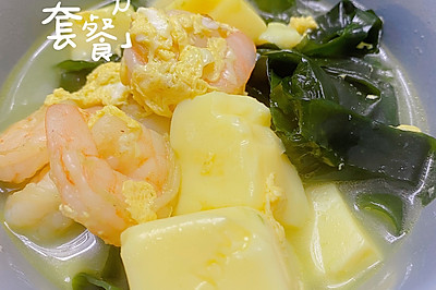 裙带菜豆腐汤