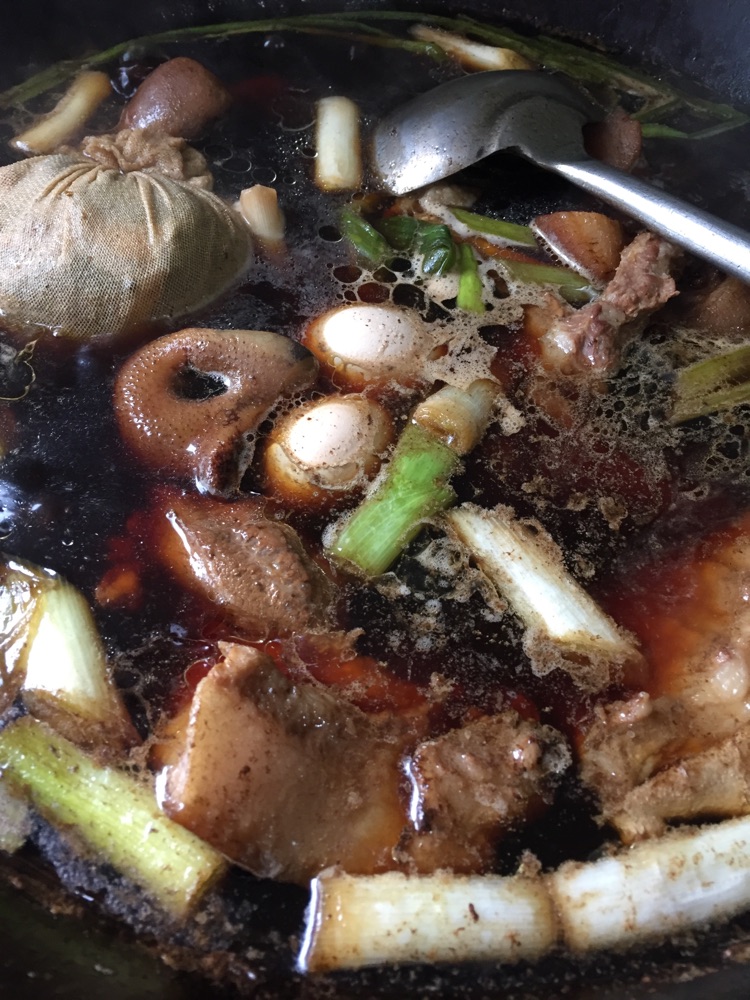 卤肉