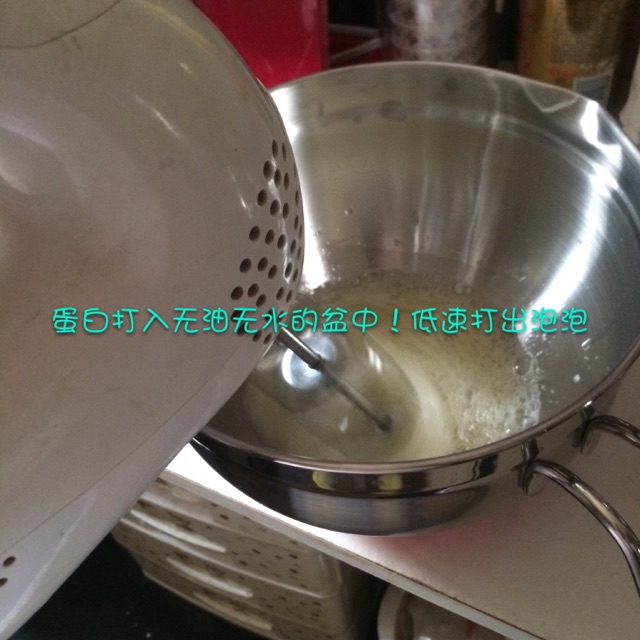 【爱上易小焙从“可口蛋糕卷”---开始】的做法图解8