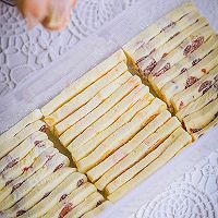 #我的2024年夜饭# 糯叽叽芒果草莓牛轧奶糕（快手年货的做法图解18