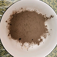 椰浆龟苓膏的做法图解1