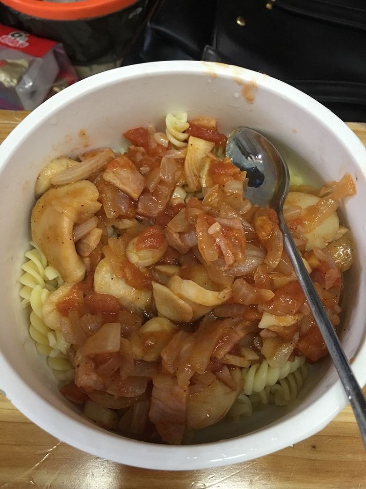 杏鲍菇培根螺旋粉寝室篇的做法