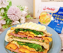 #安佳真草饲 营养护全家#热压牛肉三明治的做法