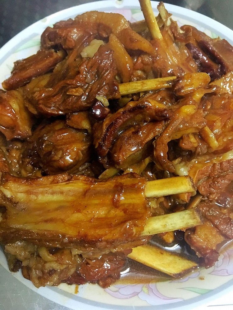 红焖羊排的做法
