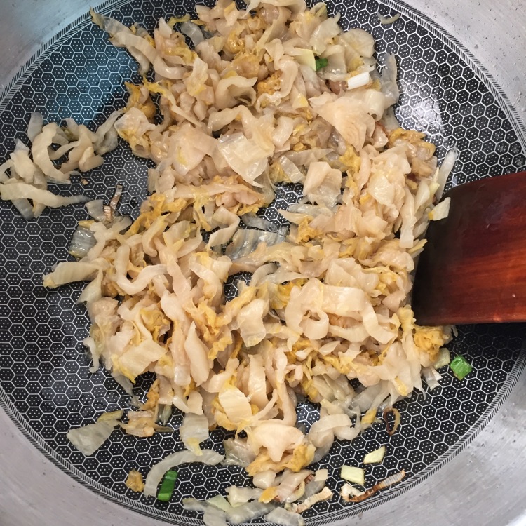 酸菜排骨炖粉条的做法图解6