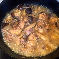 快手菜家常香菇炒鸡的做法图解5