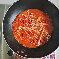 亲测好吃减肥餐 番茄金针菇龙利鱼汤的做法图解5