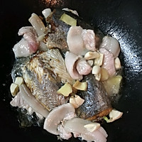 铁锅炖燕鲅鱼的做法图解4