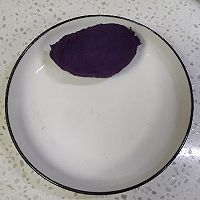 香煎芝士心芝麻紫薯饼的做法图解1