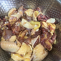 沙姜鸡煲的做法图解1