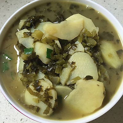 土豆咸菜汤