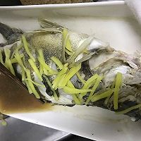 简易版清蒸鲑鱼的做法图解5