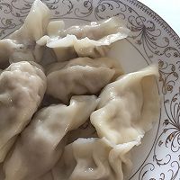 莲藕猪肉手工水饺的做法图解6
