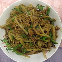 土豆尖椒肉丝