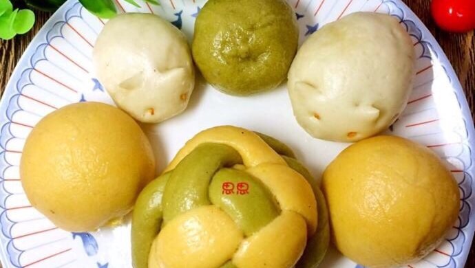 三色奶黄包