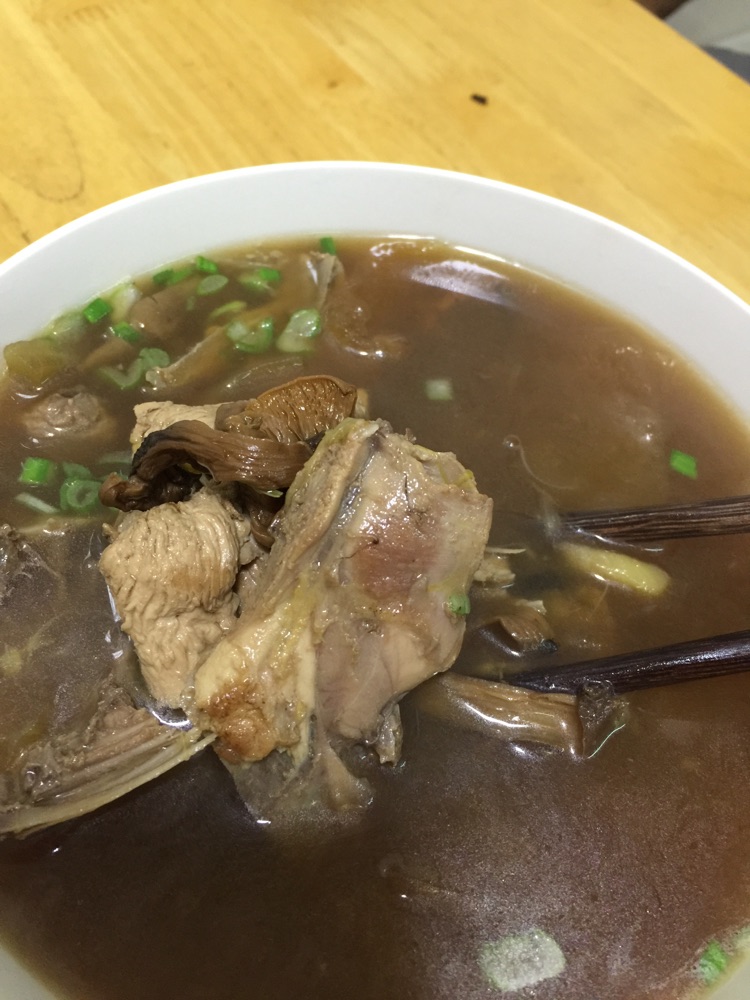 野鸡炖台蘑的做法图解9