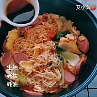 #美食视频挑战赛# 简单方便的炒方便面的做法图解9