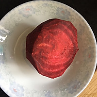 红菜头疙瘩汤的做法图解1