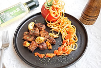 蒜香牛肉粒配番茄意面—西式料理轻松做#吃出健康，解决假胖#的做法