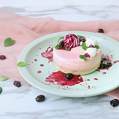 树莓酸奶冻芝士蛋糕（免烤）