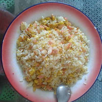 火腿蟹棒蛋炒饭
