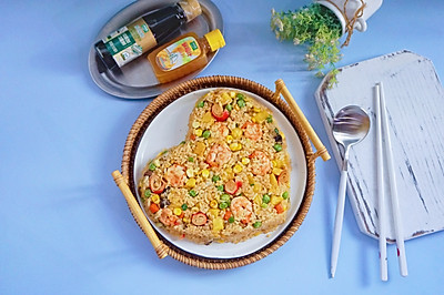 黄金菠萝炒饭
