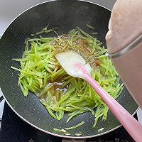 #下饭红烧菜#莴笋炒肉丝的做法图解11