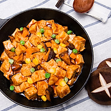 麻辣香菇豆腐煲，鲜美下饭的素菜之王#美食挑战赛#