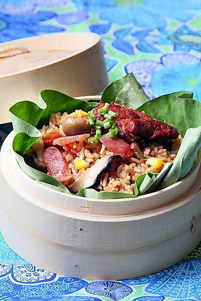 【腊味荷叶饭】