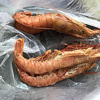 油煎大虾的做法图解1