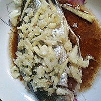 柠檬蒸鱼的做法图解6