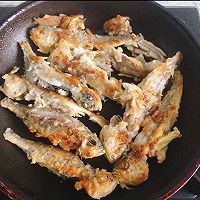 简单好做的少油香煎小黄鱼的做法图解3