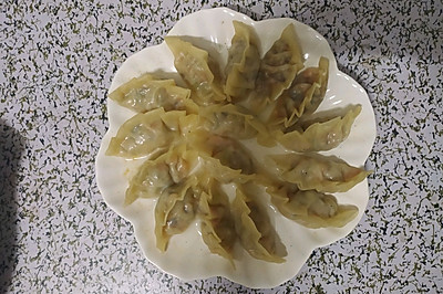 香菇红萝卜芹菜饺子