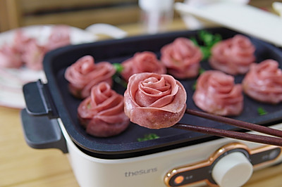 颜值又美味的玫瑰花饺子