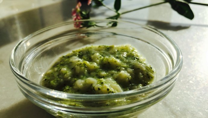 宝宝辅食之西兰花圈圈面