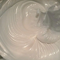 Pavlova 帕夫洛娃蛋糕的做法图解3