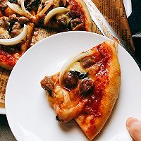 『你别说还挺好吃』梅干菜黑胡椒烤肠披萨的做法图解10