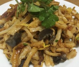 海参炒饼的做法