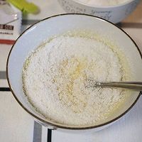 #精品菜谱挑战赛# 椰子风味酒酿玛德琳的做法图解6