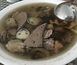 草菇瘦肉猪肝汤的做法