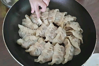 葱香煎饺