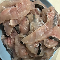 #餐桌上的春日限定#贵州酸汤鱼的做法图解2